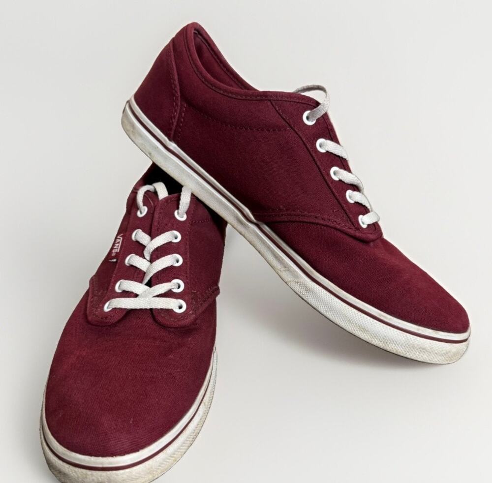 Vans Women’s 8.5 Burgundy Red Canvas Lace Up Low Top Sneakers Casual Shoes